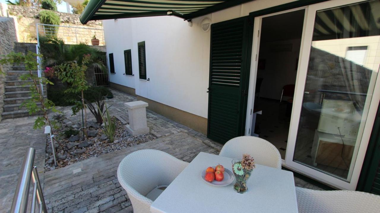 Apartments Adria Malinska Ngoại thất bức ảnh