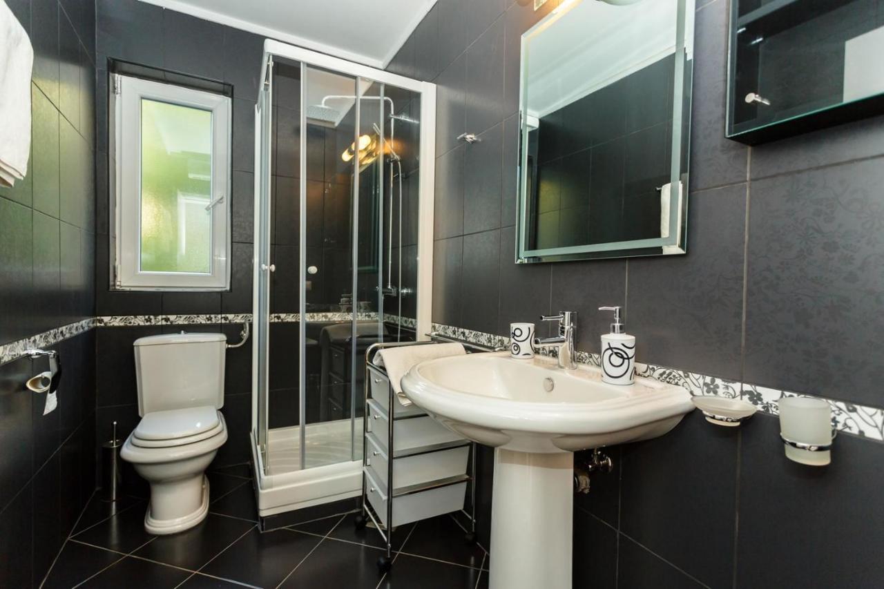 Apartments Adria Malinska Ngoại thất bức ảnh