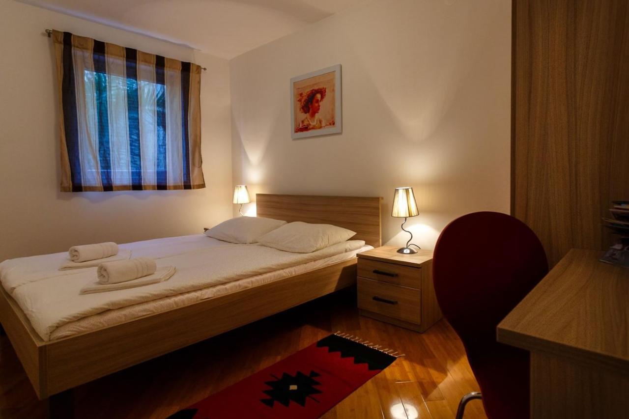 Apartments Adria Malinska Ngoại thất bức ảnh