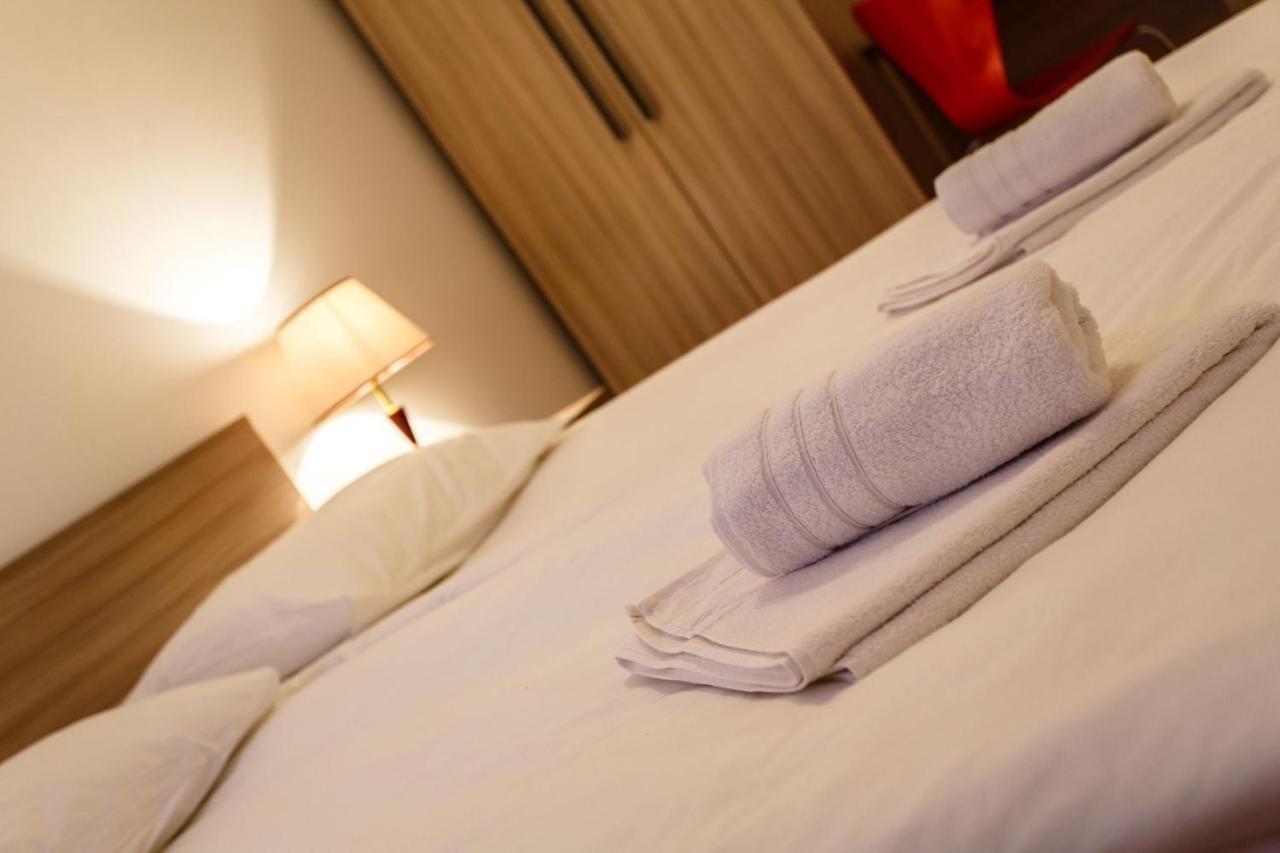 Apartments Adria Malinska Ngoại thất bức ảnh